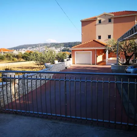 With Parking Space - 18045 * Trogir