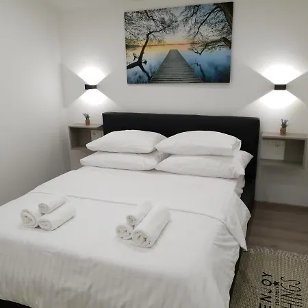 With Parking Space - 18045 Apartment *