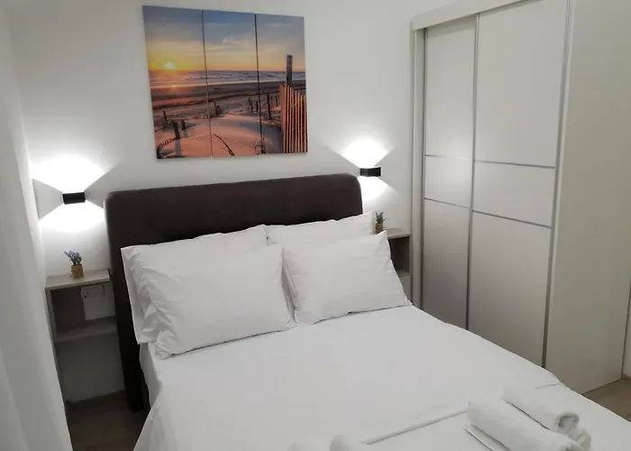 With Parking Space - 18045 Appartement Trogir