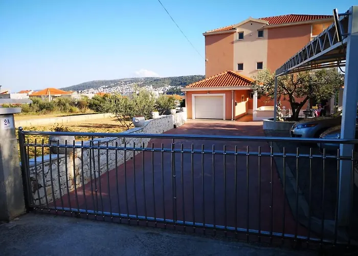 With Parking Space - 18045 * Trogir