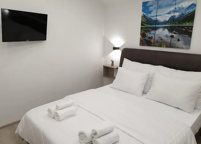 With Parking Space - 18045 Apartament *